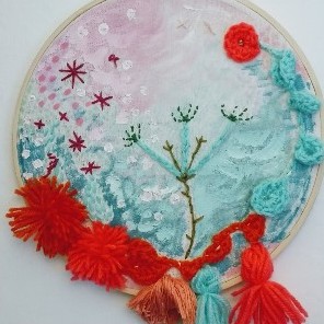 floral embroidery with 3D elements in hoop